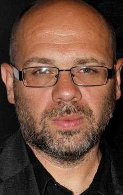 Актер Оливье Мегатон