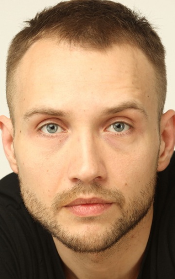 Актер Олег Малышев