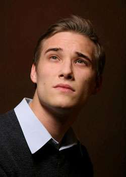 Фото Мауриси Попьел