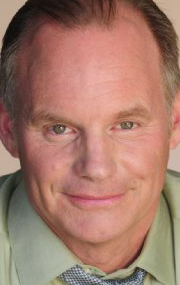 Актер П.Дж. Браун