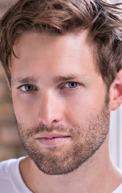 Актер Дикси Арнольд