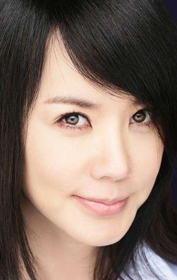 Актер Ом Чон Хва