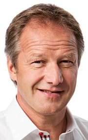 Актер Танели Мякеля