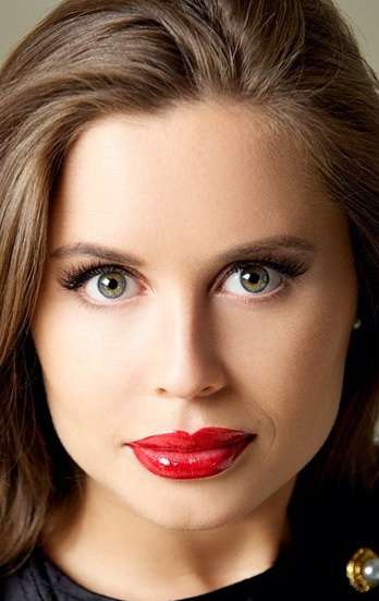 Актер Юлия Михалкова