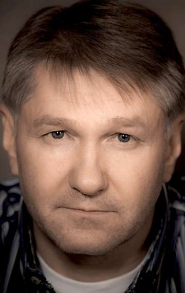 Актер Игорь Бочкин