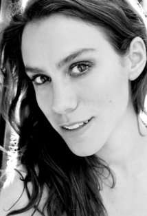 Актер Эмили Бруни