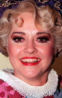 Актер Джемма Крэвен