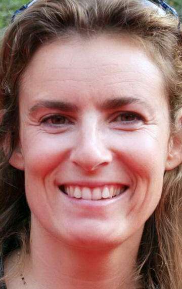 Актер Лиза Азуэлос