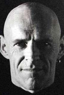 Актер Джонни Мелвилл