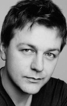 Актер Александр Слободяник