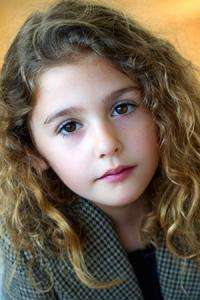 Актер Мэлонн Левана