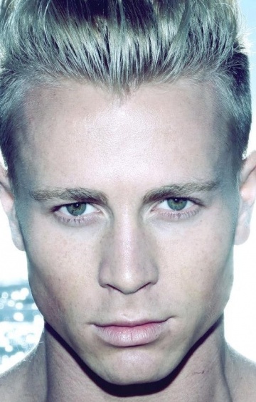 Актер Скотт Мирик