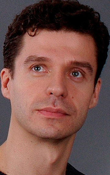 Актер Антон Ушаков