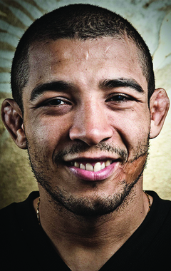 Фото Хосе Альдо