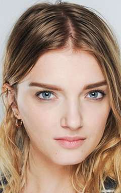 Актер Лили Доналдсон