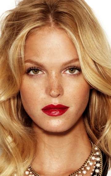 Актер Эрин Хизертон