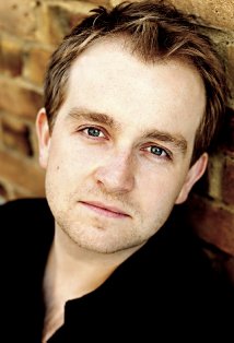 Актер Крис Роджерс