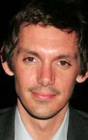 Актер Лукас Хаас