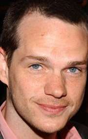 Актер Питер Пейдж