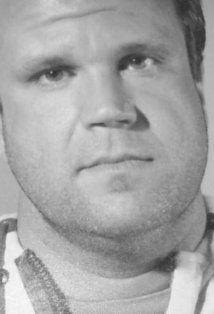 Актер Крис Канефф