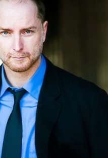 Актер Хьюго Армстронг