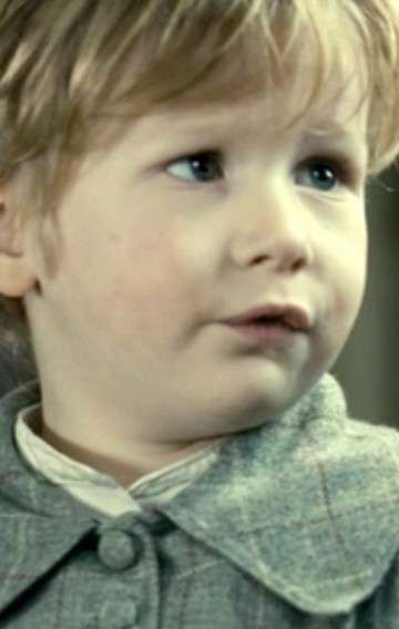 Актер Миша Хэндли