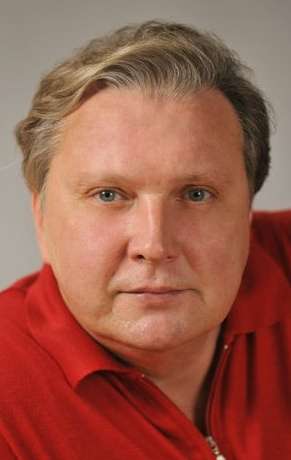 Актер Виталий Петров