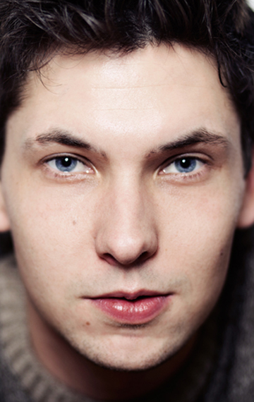 Актер Кайл Мак