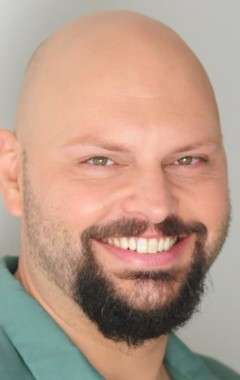 Актер Дэвид Мэтти