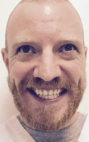 Актер Джон Кэшин