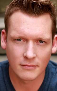 Актер Джейсон Делайн