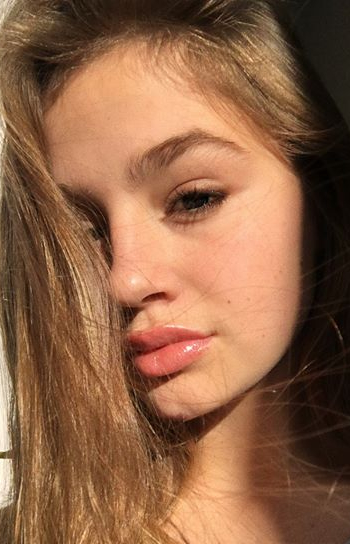 Актер Флора Тиманн