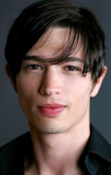 Актер Джо Диникол