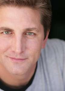 Актер Билл Бирч