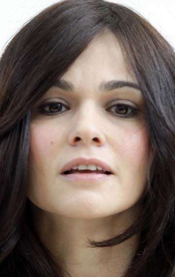 Актер Ромина Монделло