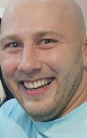 Актер Павел Дикан