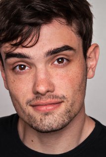 Актер Алекс Биглейн