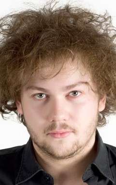 Актер Илья Лыков