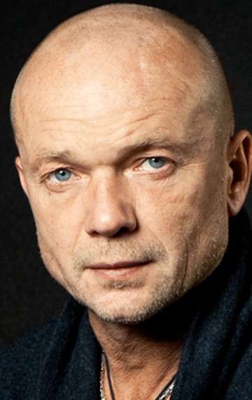 Актер Андрей Смоляков