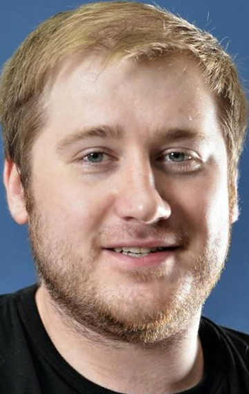 Актер Максим Деричев