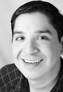 Актер Круз Флорес