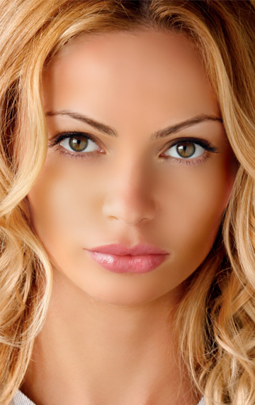 Актер Джия Скова