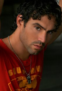 Актер Роберт Нуцци