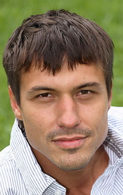 Актер Александр Кошель