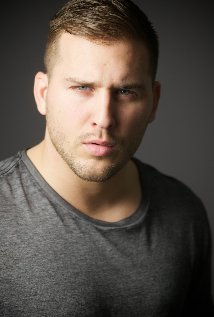 Актер Коуди Лоу