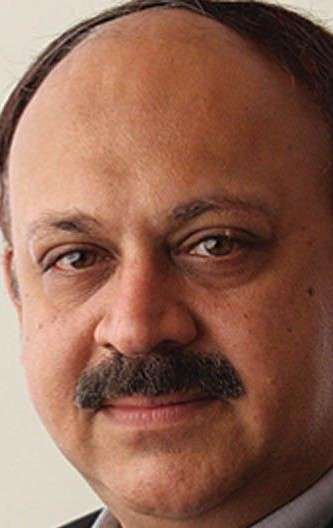 Актер Акаш Хурана