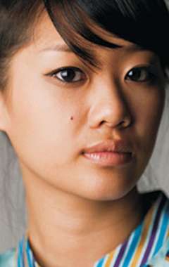 Актер Чжю-ни Хён