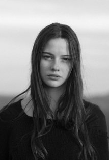 Актер Лили Салливан