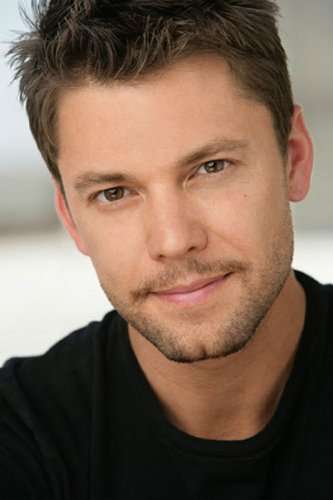 Актер Нэйтан Андерсон