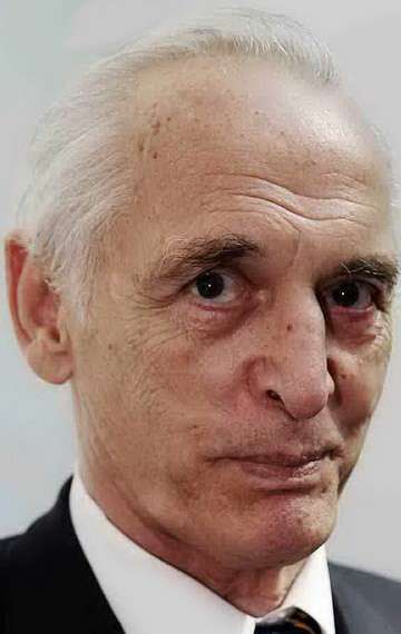 Актер Василий Лановой